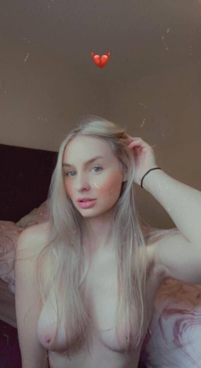 AnonsGhost's tweet photo. This guys ex was built to take cock online like a horny bitch in heat! Get the boys around and have a look at this slut! #nsfw #cuck #exposed #nsfwtwt #trib #irl https://t.co/0X6XxIHzhH