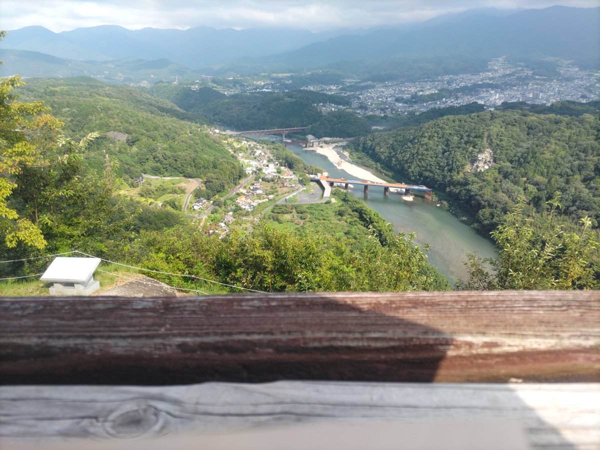 Sabasukesun's tweet photo. 山城行ってきた。汗だく
すごい景色 https://t.co/c0TdriNqDn