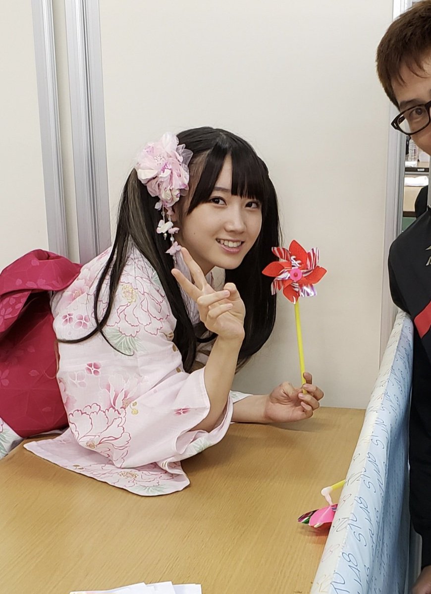 guruguru_04's tweet photo. @k_cocoa1128 浴衣姿を見る度に「大人になったねぇ🎐」って親戚のおじさんムーブかましてしまう笑 https://t.co/Ln9E8QziCw