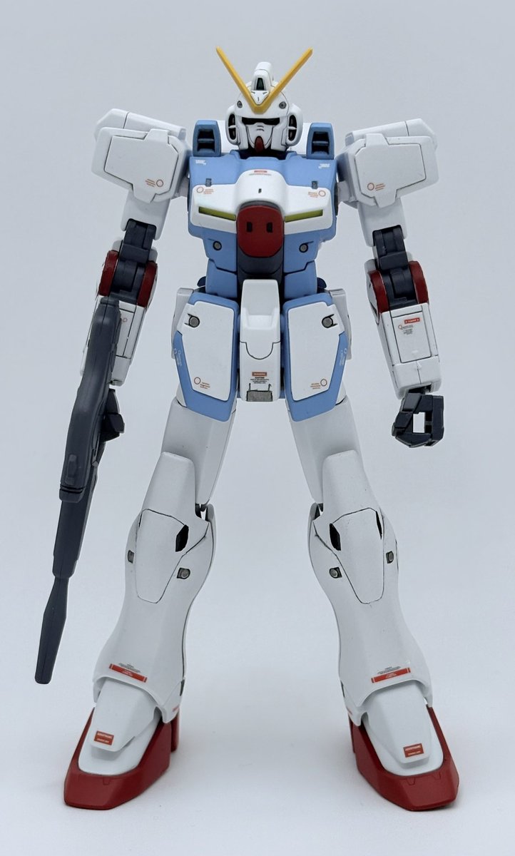 tora_tora32's tweet photo. HGヴィクトリーガンダム完成！
何度もアンテナが折れて買い直したことか…
無事に完成して嬉しい！
#ガンプラ https://t.co/BZIIOFcYlY