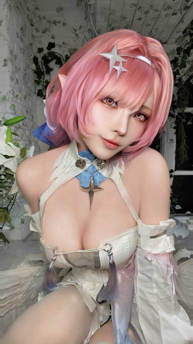 louistill3's tweet photo. *cosplay／Zenless Zone Zero
レミエール

レミエール初撮影してきました🩷

女装頑張りました...どうですか👼🏻
#zzz #zzzero https://t.co/UT4VkmjH8Z