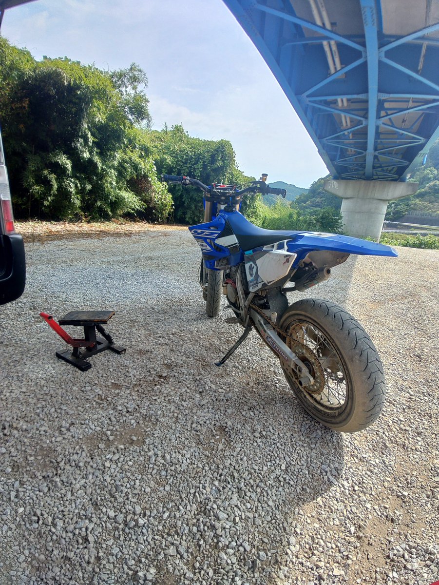 a747r30's tweet photo. さてさて！タイヤ交換して、ダート試運転。レースも近々だ、楽しく走ろう https://t.co/l8aAvJQT22