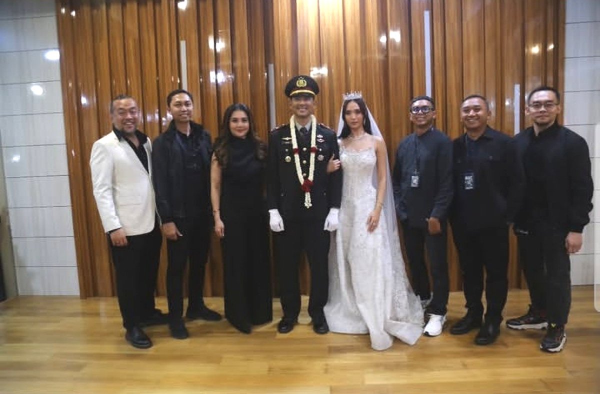 niceematchaa's tweet photo. Padahal kalo gak suka/dibilang gak penting mah ya tinggal skip aja tinggalin jangan dibahas. Knp tetep diomongin? Oiya, gmn pun kan lg trending, kesempatan nyari engagement kan ya biar akunnya ruameee 🤭

#TerikatJanji https://t.co/gEqELXZr36