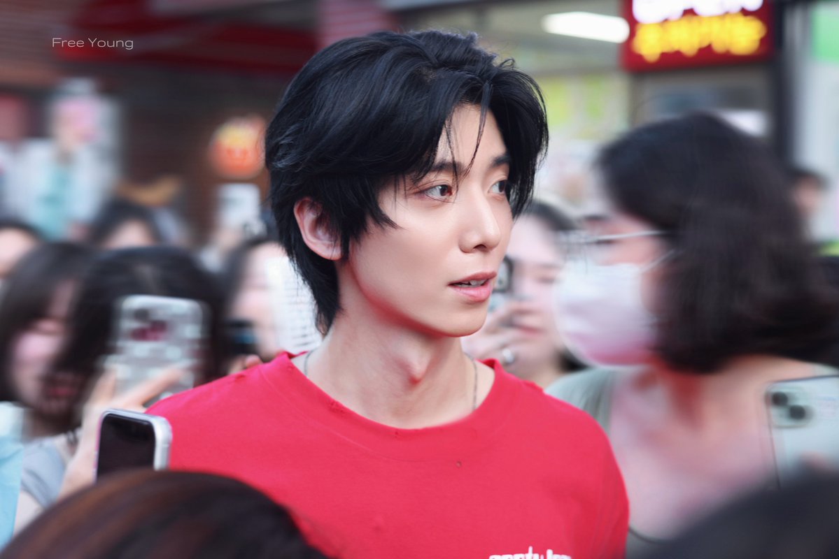 Freeyoung0511's tweet photo. 260824 SF9컴백대박나자🔥

#SF9 #에스에프나인 #휘영 #HWIYOUNG #フィヨン @0_rbsl https://t.co/3QrekHGjgf