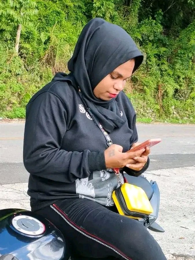 banex8814's tweet photo. Nan Fak FAK 😘😎 https://t.co/SJPDqxy0qn