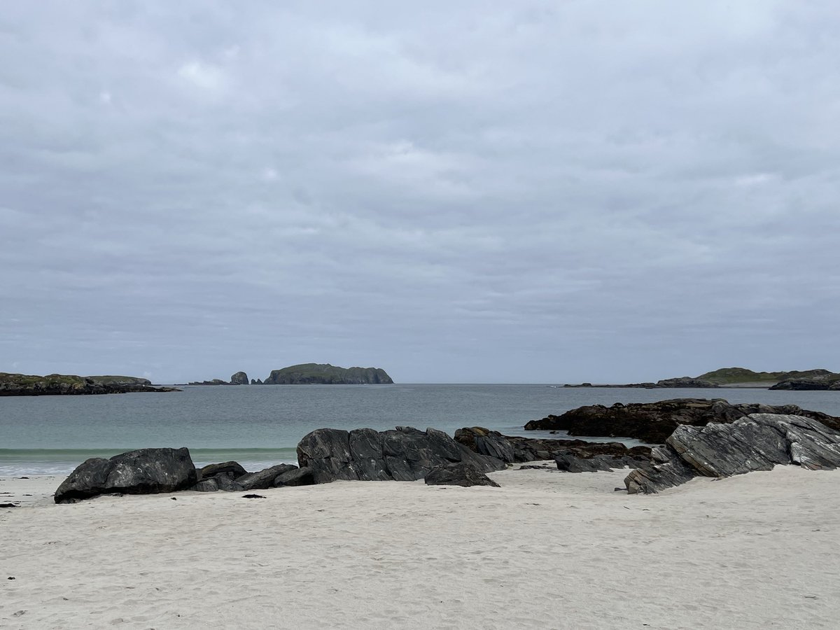 Woodmoose's tweet photo. Bernera Update!
It was fabulous. The beaches, the people and the shop. (Café not open today.) The community are blown away by the unexpected financial support from the world of social media. If you have some spare pennies here’s the link …
https://t.co/SSdwRgds7u https://t.co/3Q3FhkiXtb