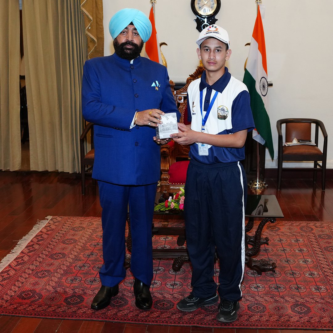 LtGenGurmit's tweet photo. Sometimes, a journey can expand the horizon of a young mind and give new wings to its dreams. Today at Lok Bhavan, I interacted with students from the border areas of Kumaon participating in the National Integration Tour, organised by the 101 Field Regiment under the aegis of the 119 Independent Infantry Brigade as part of Operation Sadbhavana. 

It was heartening to hear their experiences and the excitement with which they spoke about the institutions and places they had visited. I encouraged them to carry the memories and lessons of this journey with them, dream beyond boundaries, and pursue their aspirations with discipline, determination, and confidence.

Our youth in the border regions are important partners in Uttarakhand’s future. Their energy and aspirations can unlock immense possibilities in tourism, culture, entrepreneurship, and local development while strengthening our border communities. My best wishes to each of these young minds for a bright and purposeful future.

#OperationSadbhavana #NationalIntegrationTour #IndianArmy #Uttarakhand #EkBharatShreshthaBharat #Culture #ViksitBharat2047 #LokBhavan #Uttarakhand

@adgpi 

@rashtrapatibhvn @VPIndia @PMOIndia @narendramodi @HMOIndia @AmitShah