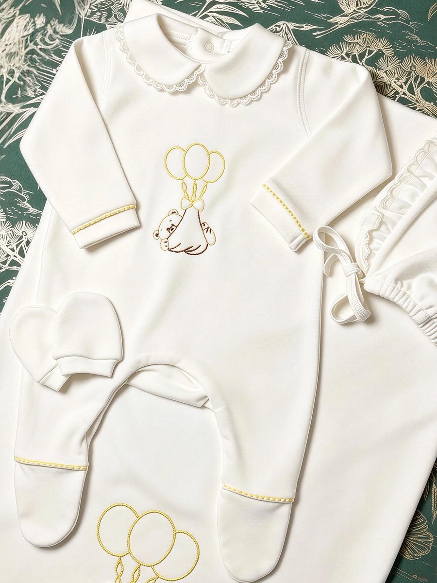merwillnarvaez1's tweet photo. Premium cotton, handcrafted embroidery, and timeless elegance come together in our luxurious 5-piece baby hospital set. https://t.co/XSwdZAQ3aa