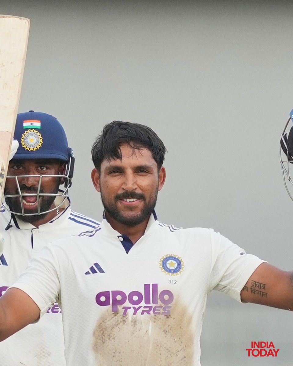 IndiaToday's tweet photo. India wicketkeeper-batter Dhruv Jurel celebrated his century against Sri Lanka in the second Test by proudly displaying his bicep tattoo that reads, ‘Jai Jawaan, Jai Kisaan’.

Jurel revealed the special significance behind the gesture, saying, “My grandfather was a farmer and my father, a soldier.” He reached his century off 171 balls, helping put India in a strong position.

#DhruvJurel #TeamIndia #JaiJawanJaiKisan #INDvsSL #Cricket
