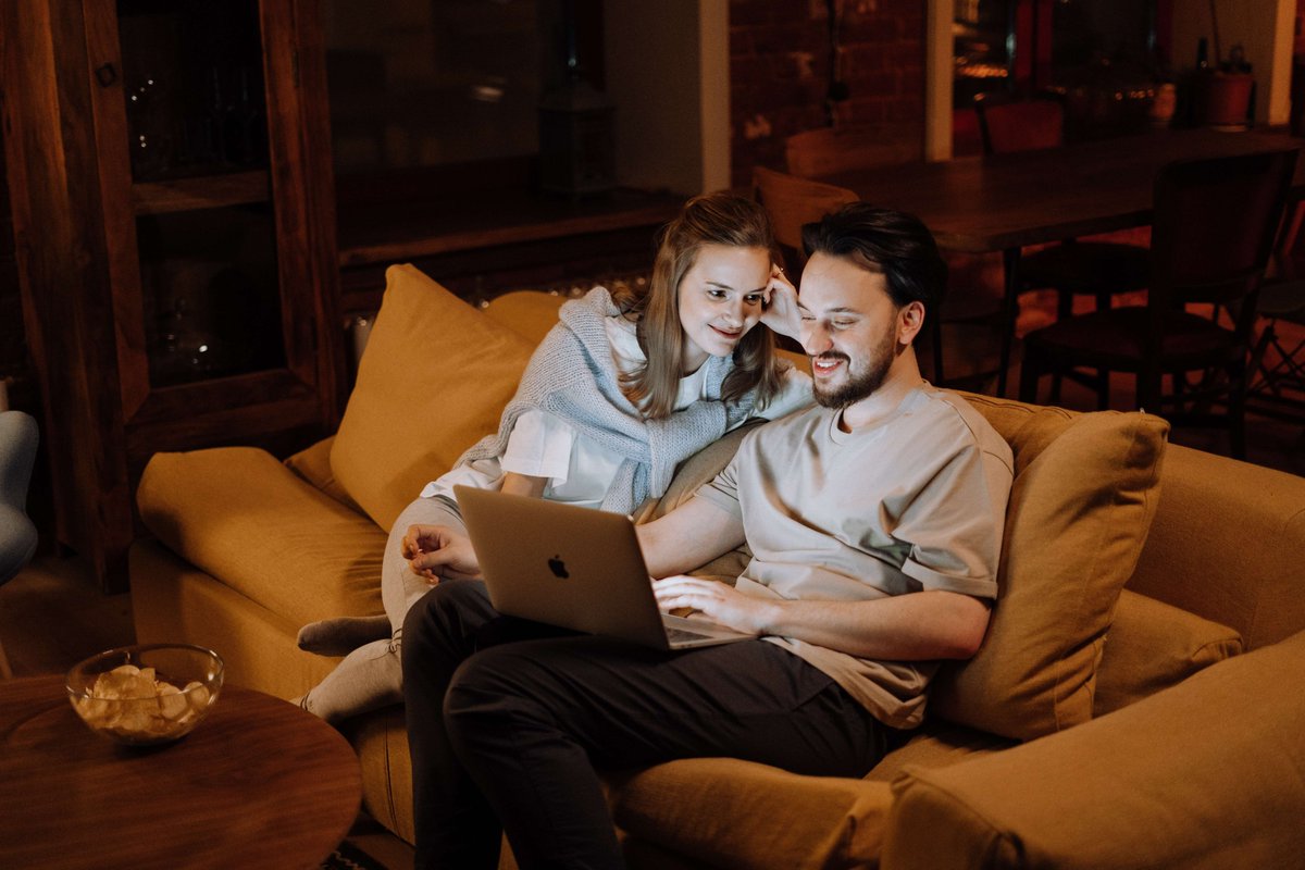 NicoleMDep's tweet photo. Just burned the midnight snack for our movie night, but they still stole half the burnt popcorn and gave me their last sip of iced coffee—love’s messy and warm ， https://t.co/dQn1OVFXSp