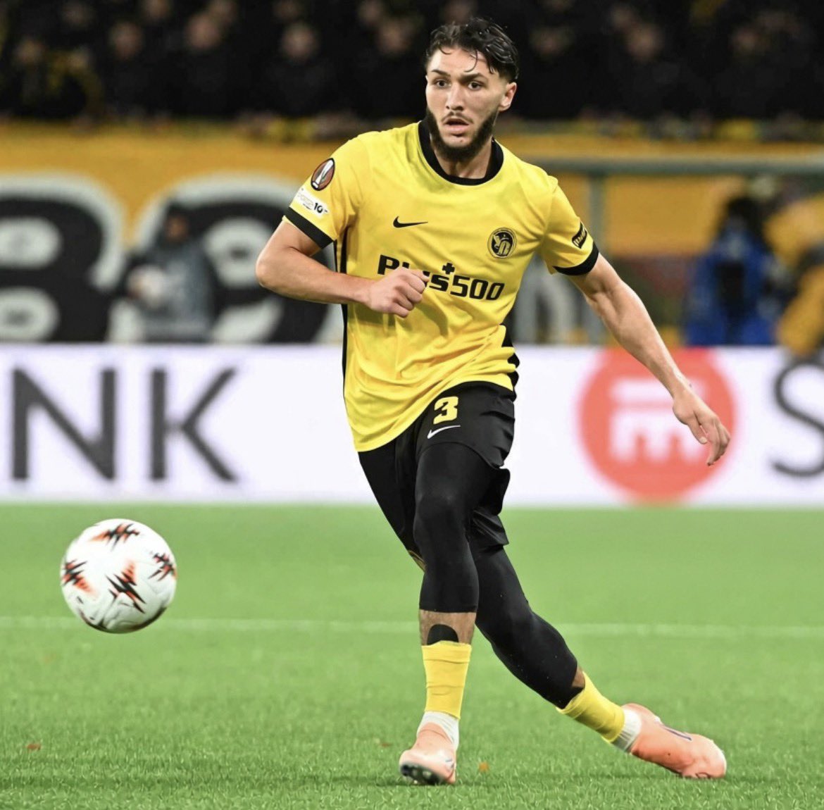 DZStats_'s tweet photo. Jaouen Hadjam avec les Young Boys :

97 matchs 🏟️ 

6 buts ⚽️

7 passes décisives 🎯

🏆 Championnat 2024 https://t.co/QQQx9T6pcK
