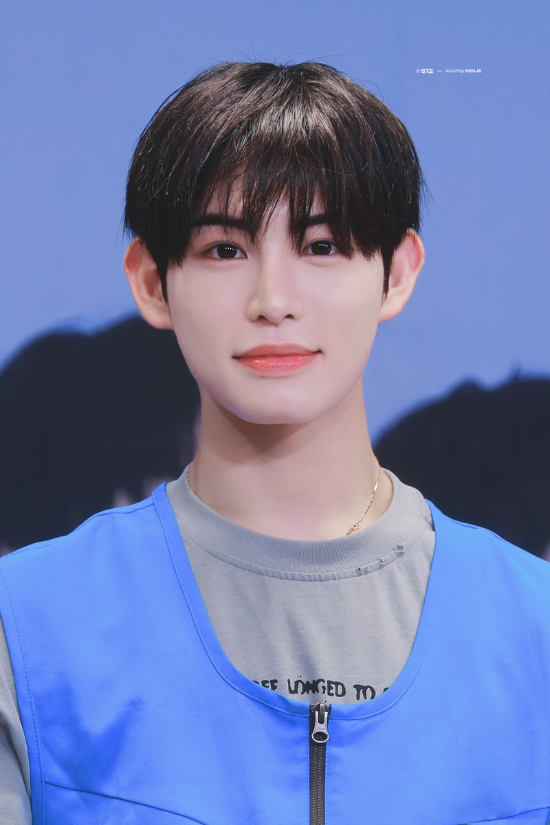 kfmj512's tweet photo. 260729 #민제 #Minje #킥플립 #KickFlip https://t.co/UKu3GziOz9