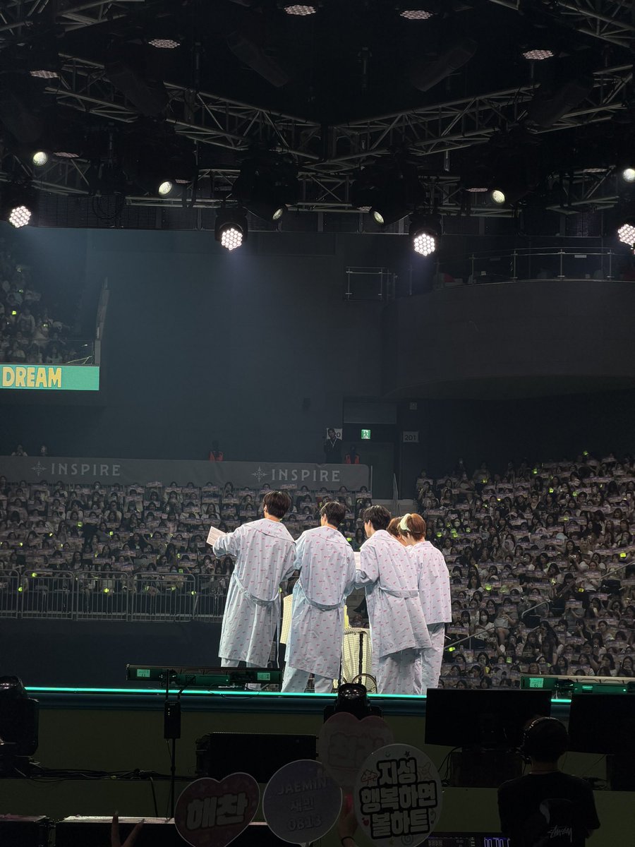 LMH07NK's tweet photo. 애기들 10주년 축하해 💚

#기다렸어_어서와_드림의_10주년
#10YearsFilledWithDream https://t.co/GWtbqCKrfT