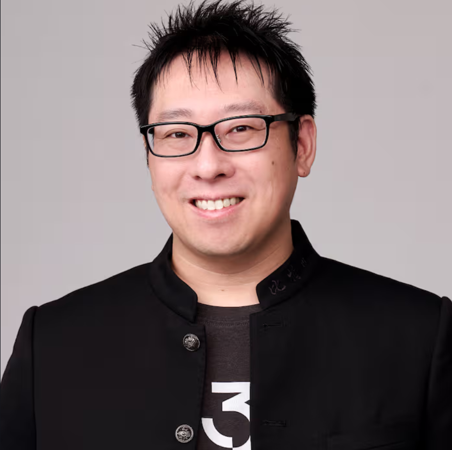 SimplyBitcoin's tweet photo. SAMSON MOW: "There's 100 million Satoshis in a Bitcoin, and you could reprice the US dollar to one Satoshi equals $1"

"There's no way to pay the debt off and debt is far higher than GDP. So something has to give. Either there's a debt jubilee all around, or you have to reprice or rebase to a harder asset."

"When fiat currency fails, you just make a new one and you lop off some zeros. But with the advent of Bitcoin, it's no longer possible because people have an option now. They have a choice to go to Bitcoin or to accept a new fiat... it is inevitable that we do rebase to Bitcoin eventually."