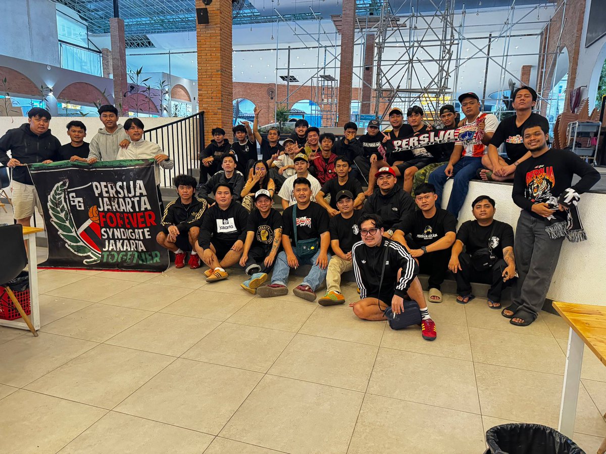 rosokk_'s tweet photo. arcive #persijajakarta x #sea https://t.co/p2mG4Lhvlk