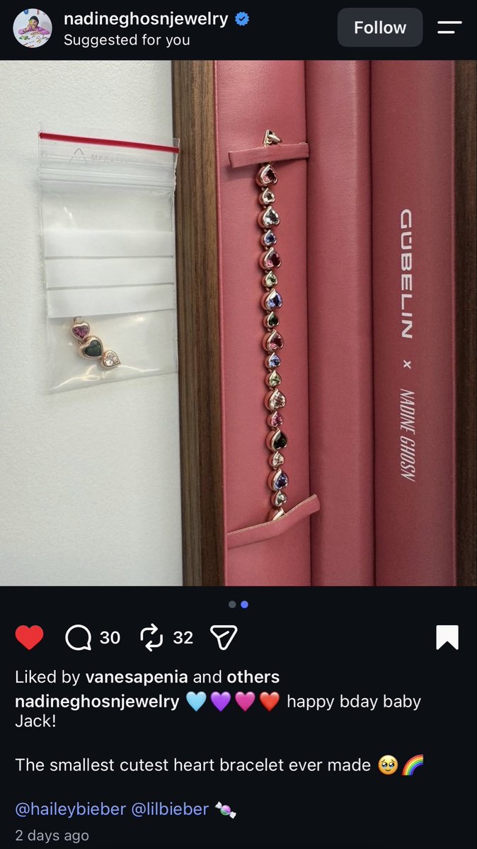 bieberhotdad's tweet photo. o bracelete que a hailey e o justin projetaram para o jack 🥹 https://t.co/ri6FKXlWY0