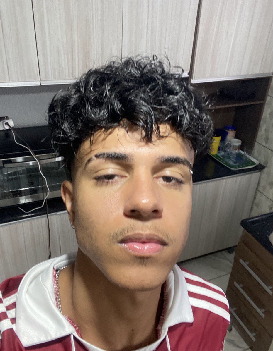 oluizyn's tweet photo. Vem conhecer a minha rola pesadona aqui em baixo 😈👇

https://t.co/I65udJBJbc https://t.co/2ee2Edb3Cq