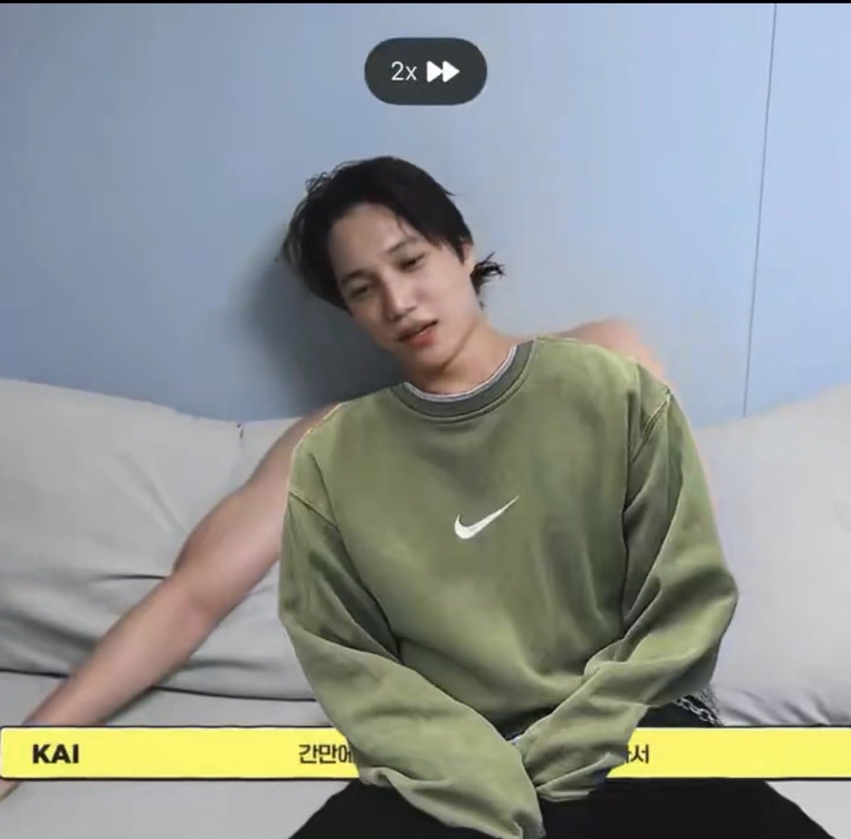 cantabilekai's tweet photo. All sorts of added shirts on Jongin’s bare torso! 
The Nini Bear shirt is hella cute 🤣🤣🤣 https://t.co/23LaRwFTZR