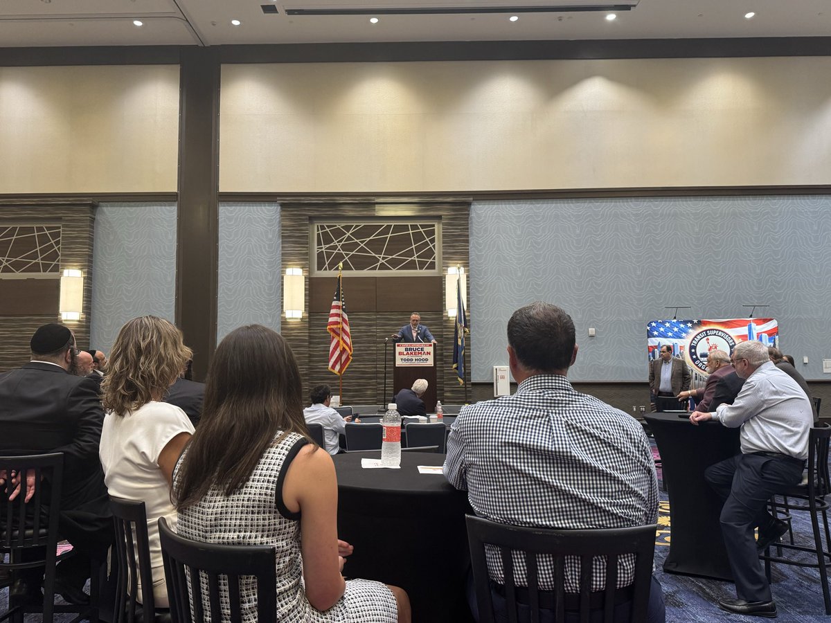 PeterforNY19's tweet photo. Sullivan County is ready to turn New York RED! πΊπΈ
Proud to join @NassauExec, @ChrisTague51, and many others at Meet the Candidates Night, orgnaized by the #SullivanCounty GOP in conjunction with TWU 106 and Local 252.
Together, we can make New York more affordable, restore local control, and build a stronger future for our communities across #NY19.