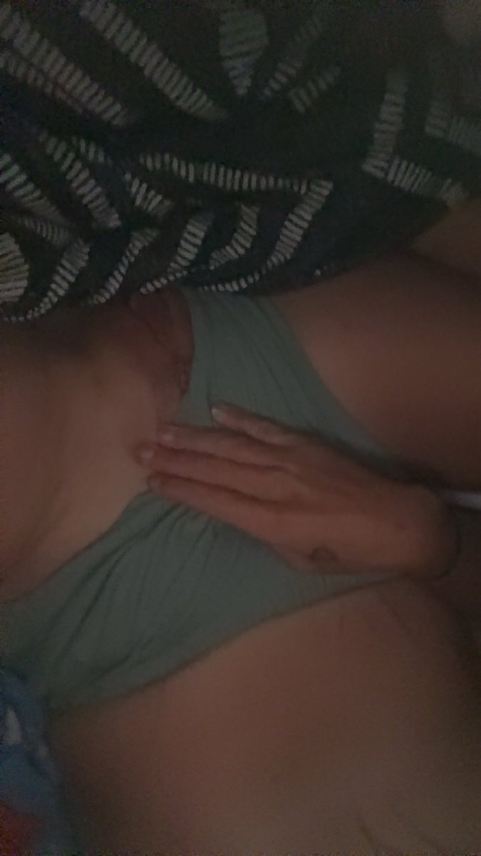 Ivorysworld_'s tweet photo. 🥰🥰new to this y’all should follow me https://t.co/cwV9lLjEcp