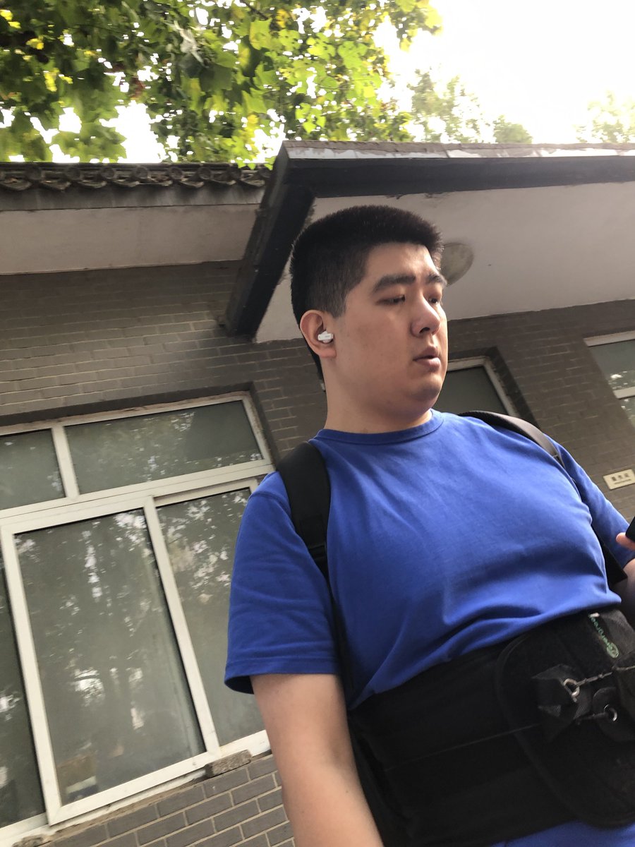 xulesnapper's tweet photo. 肉嘟嘟的直男，这种在G圈算优熊吗？ https://t.co/M4eXHmLMMm