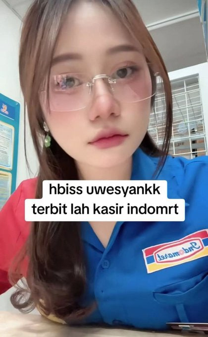 loiversz's tweet photo. Kasir yg lg ramai dicari

https://t.co/nKOtC2EZmI https://t.co/a2vGLFeasK