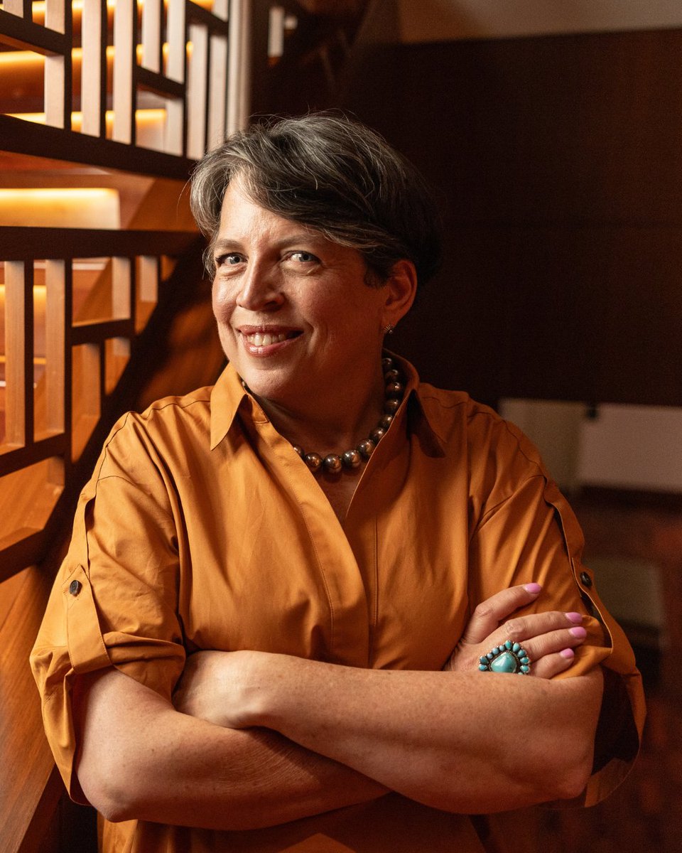 visit_dallas's tweet photo. Meet Amy Hofland, @CrowMuseum's Senior Director, shaping Dallas through art, culture, and connection. 🌆💫
Read more 🔗https://t.co/5BGjuByZbK
#CrowMuseum #AmyHofland #CauseSheCan #Art
📸: Kathy Tran https://t.co/nZHXQqNDsl