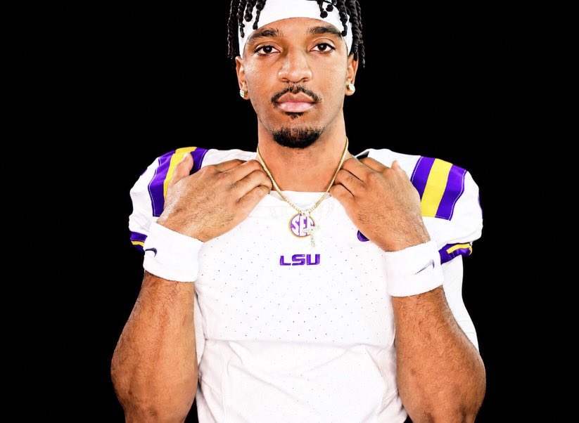 CollegeFBonX's tweet photo. days until college football is back! https://t.co/OQ5TxXZXmX