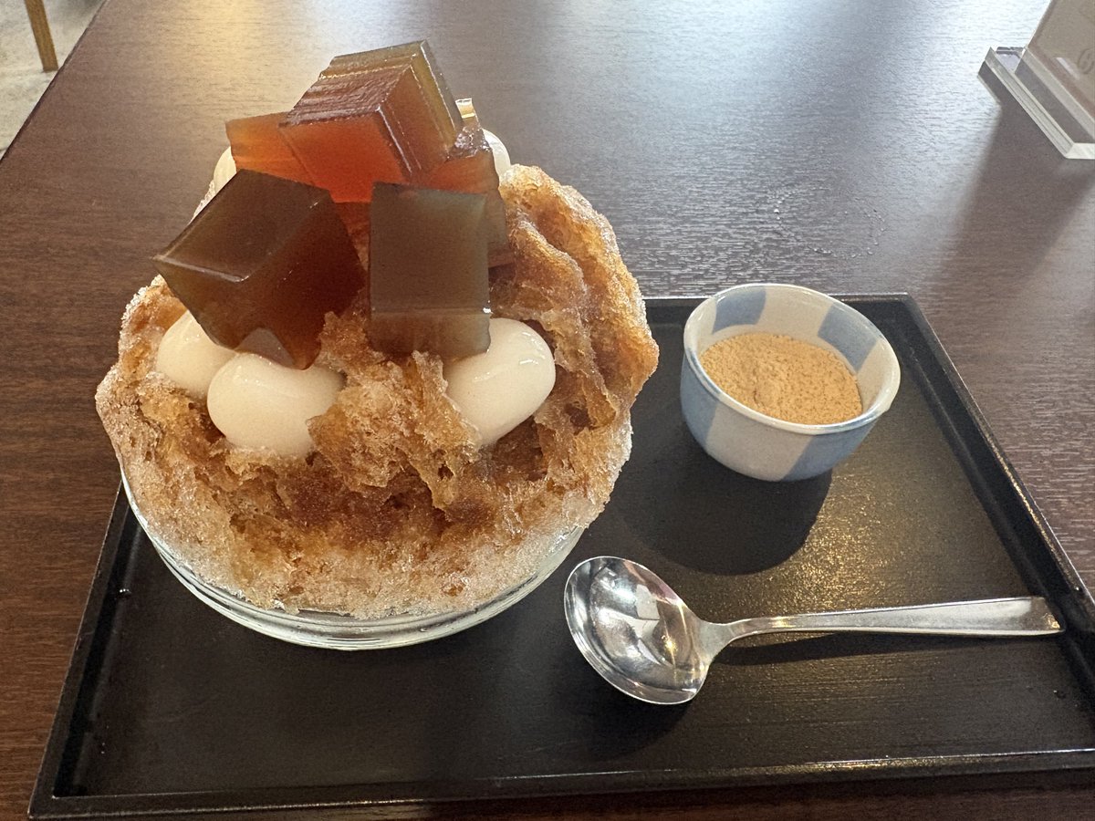CherryB6637X's tweet photo. 今回、現場ぼっちじゃ無くて
それは楽しかったぁ！
大阪でたこ焼きとびっくりドンキー行けたし♡
滋賀も夕飯ぼっちじゃなかったし！！！🙌
京都観光？のお写真だよん https://t.co/kowRjUbvre