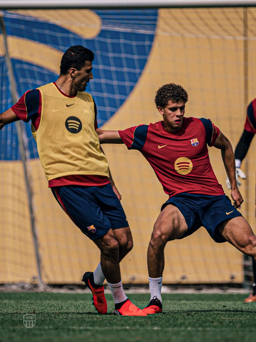 Forca_Fcb's tweet photo. RODRI IS HERE 🥶 https://t.co/CChnbUiiqe