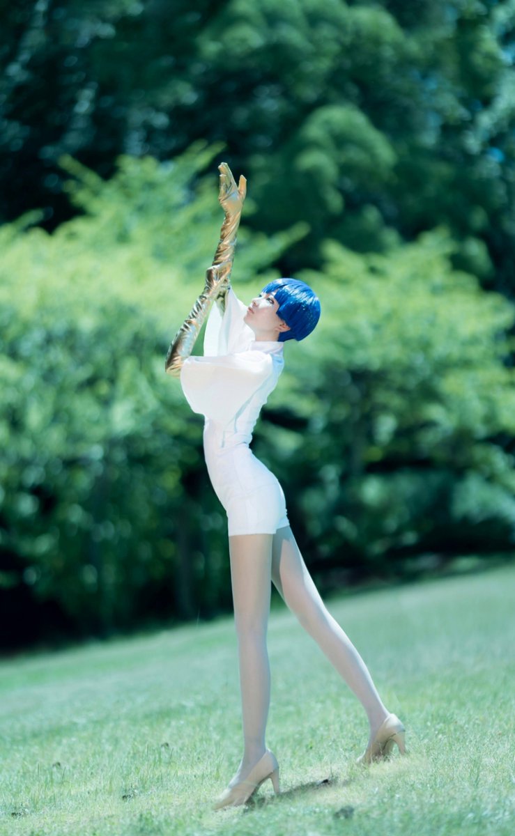 take_umematu's tweet photo. ·*.  Cosplay  .*･
Land of the Lustrous/ﾌｫｽﾌｫﾌｨﾗｲﾄ
.
.
                 僕はいつだって  皆のために
.
.
#宝石の国コスプレ部 https://t.co/neUURBajQt