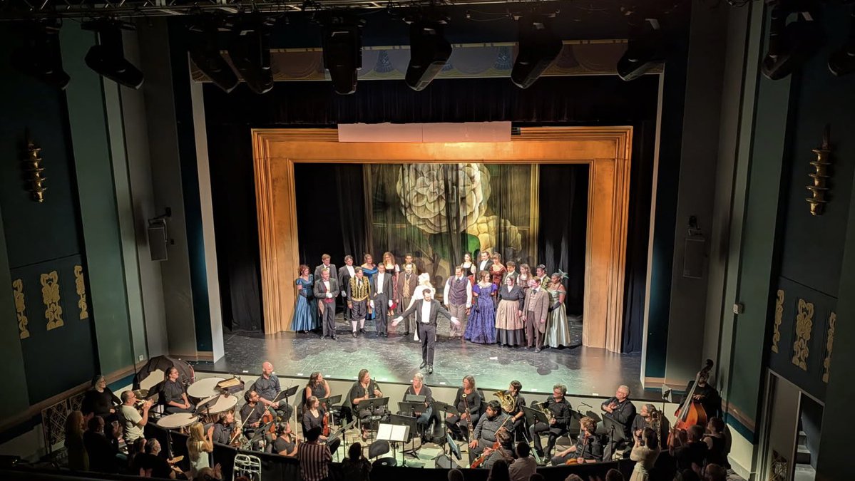 michaeltgeib's tweet photo. Bravi to the orchestra, cast, & crew of the Painted Sky Opera production of La Traviata! Thank you to our audiences for making our 10th season opener such a success!
https://t.co/o89fZAeakv
#Opera #DoubleBass #GeibMusik https://t.co/DFOEx0fwHw
