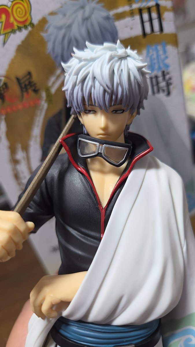 kedamadao___'s tweet photo. わたしの坂田さんフィギュアゴーグルでかすぎんか？ https://t.co/cdVIRUzjGK