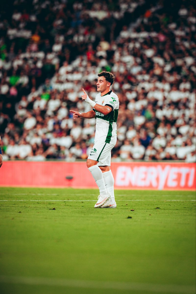 Germanvalera10's tweet photo. Duro golpe ayer, toca corregir cosas, queda mucho camino por delante, en las buenas y en las malas siempre juntos y creer hasta el final, vamos con todo!💚 https://t.co/Ffm56Hg7EF