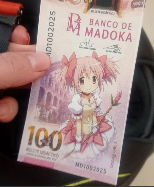 uzakYob9o's tweet photo. Okay this is a GIGA.

The Peruvian Soles is so worthless that the people are now creating their own currencies and its actually getting accepted in the country.

One popular is the "Mami" which is literally a 50$ bill with the famous Mami anime orginated from Peru.

THERE ARE SO MANY BILLS ON SOCIAL MEDIA ALREADY.

https://t.co/eQhxI5Nyli

https://t.co/Ydvq6imptW