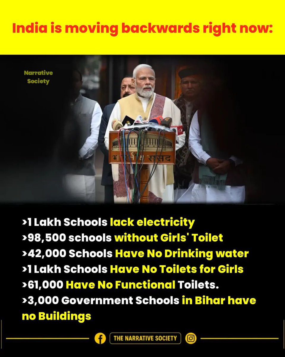 yoursurajnaik's tweet photo. Vishwaguru on stage, reality in classrooms.

Lakh schools without electricity, toilets, water and even buildings.

#IndianGameShowTonight https://t.co/2NbNLcjSVE