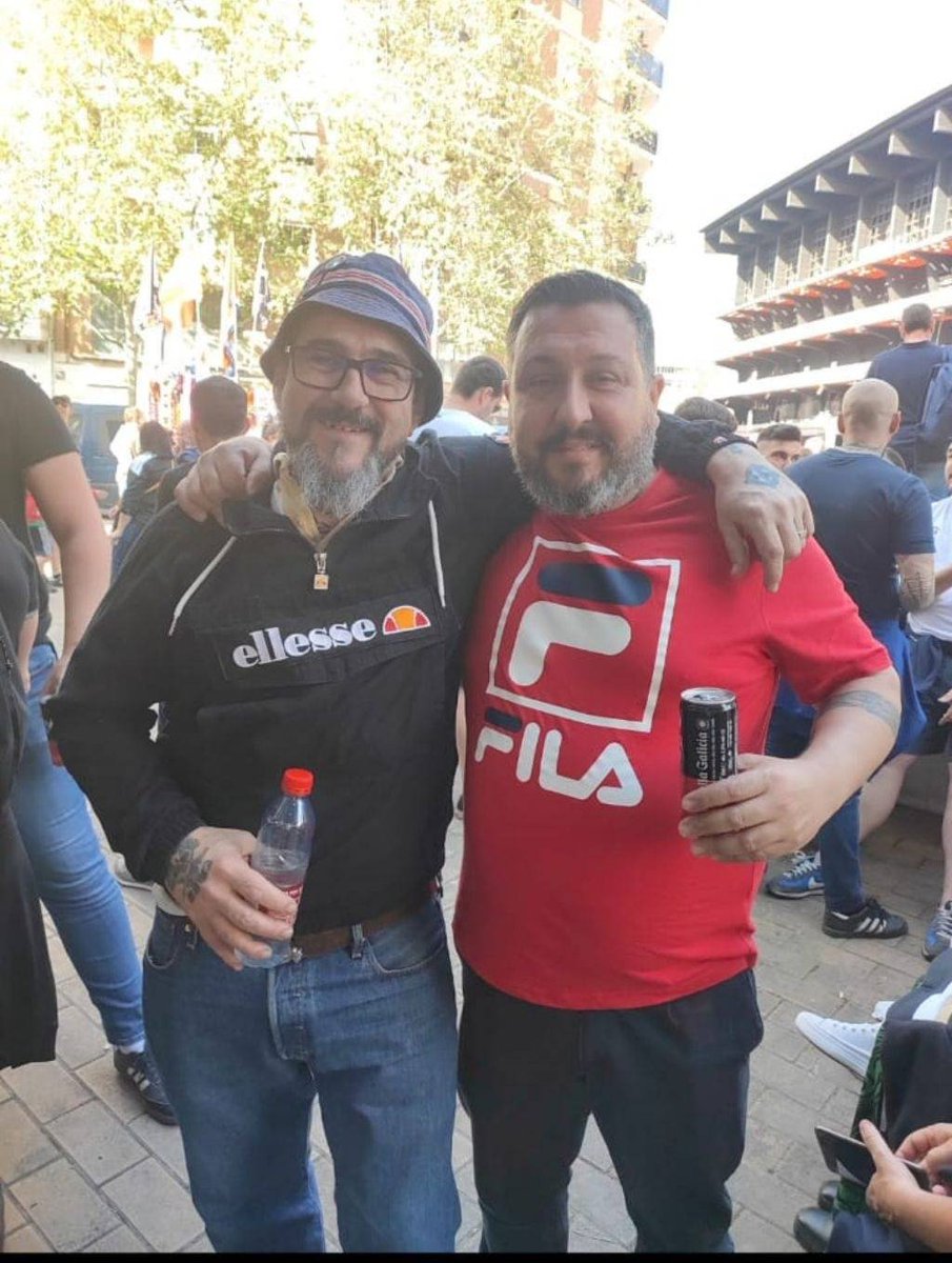 Sistema_161's tweet photo. Los vecinos = nazis de yomus https://t.co/VznYu4XZts