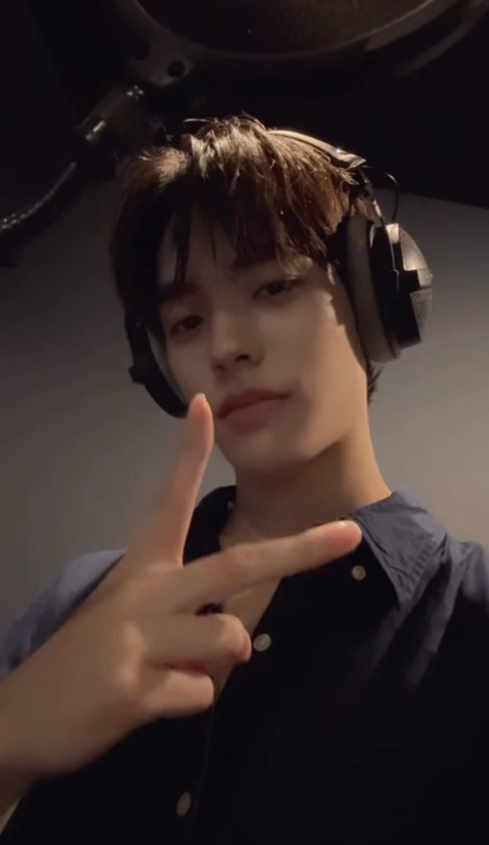 yueuany's tweet photo. ทำไมไม่เตือนให้ระวังป๋อห้องอัด https://t.co/WKxPaSUiXt
