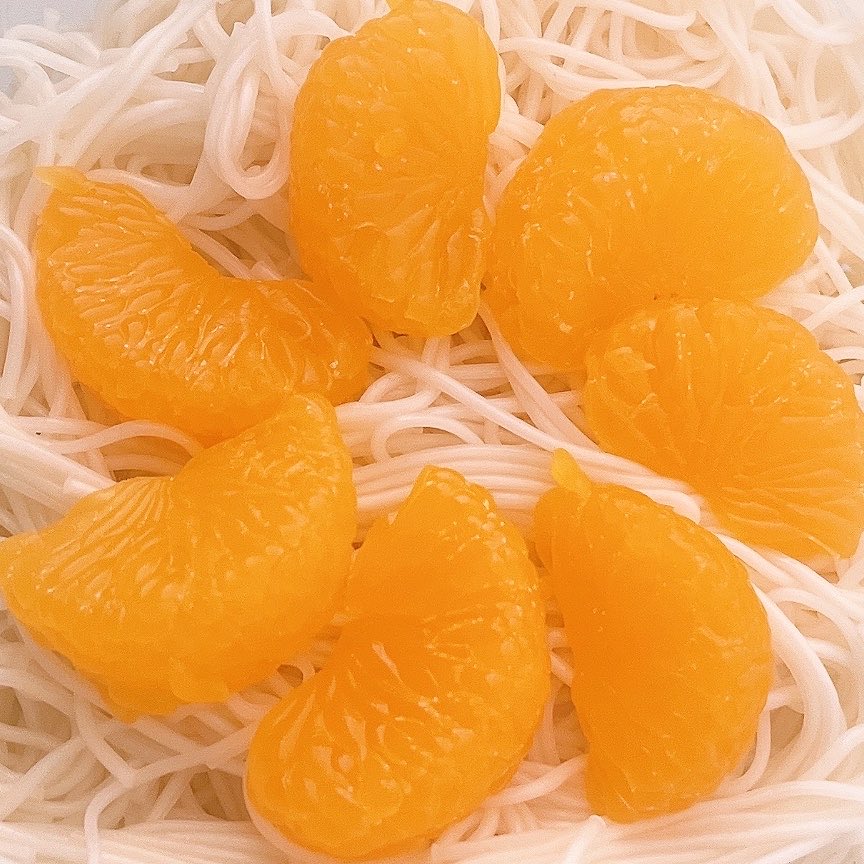Leu3575ct_'s tweet photo. みかん＆揖保乃糸🍊🎋 https://t.co/A4QwQI3n7t