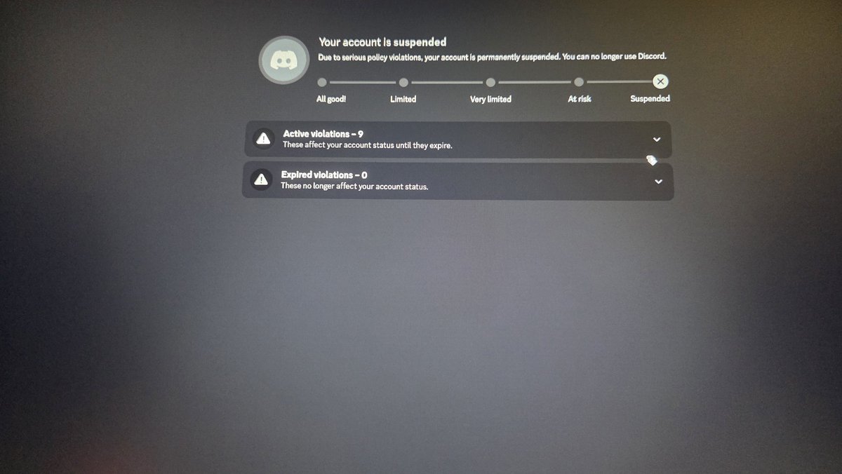 greatelmo600's tweet photo. @discord_support You nuked my account over COUNTLESS false flags btw. Your support is awful. 
@discord @discord_support https://t.co/Fj4f8eXxrP