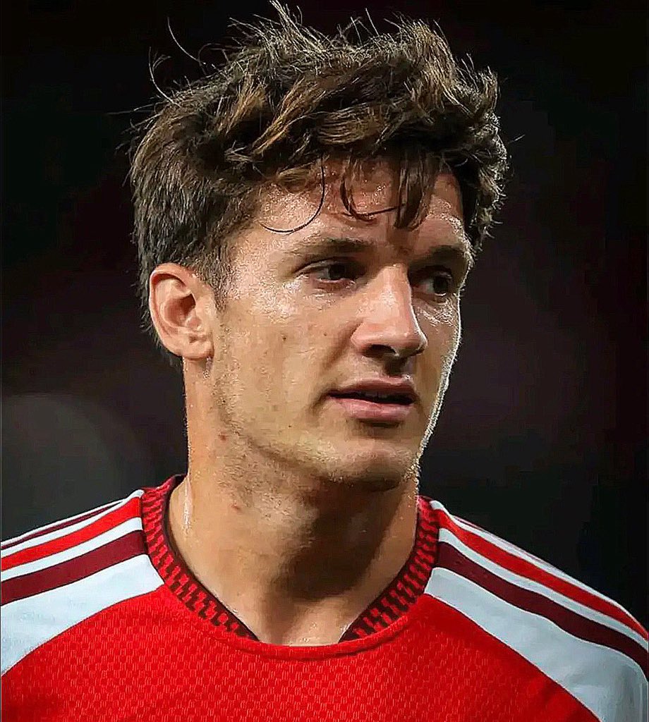 haywhyy09's tweet photo. I have this to say. If Tzolis continues on this level, Arsenal must go back and give Club Brugge additional £50m. 

This lad has been nothing less than good so far. https://t.co/EmliG6a5eE