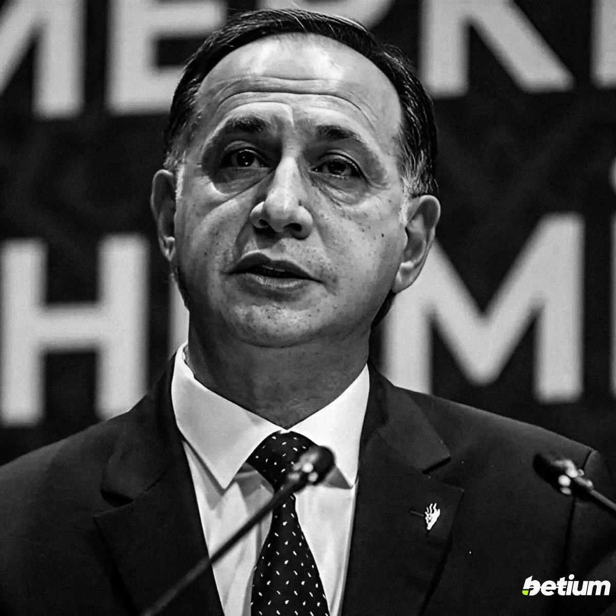 aydin_seletli's tweet photo. Rahat oyudun oykun geldimi beşiktaş yenildi ferhat efendi hakkımızı helal etmiyoruz sana https://t.co/djZj00jUrF