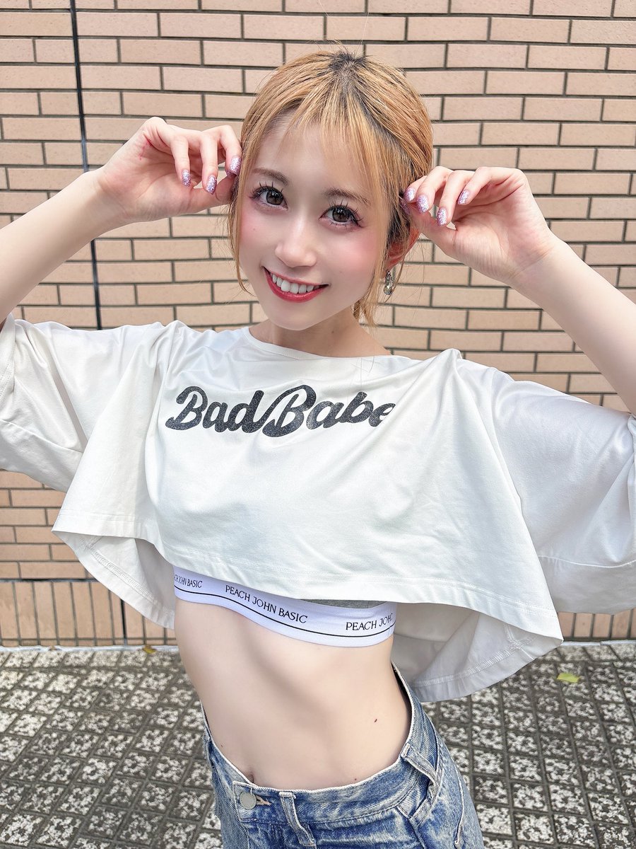 YUME_LEVEL7's tweet photo. 結局、こういうのがすきなんでしょ？♡

この角度だとほくろとおへそも見えるね😋 https://t.co/JFVCBWAOE9