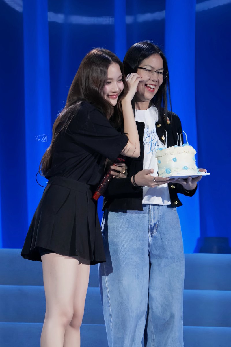 fish99314's tweet photo. Birthday with Mom🤍

KNOCK KNOCK ROOM NO. FREEN
#RoomNumberFreen
#InTheFreenRoom
#solennEntertainment #srchafreen https://t.co/Kt68mDlpMH