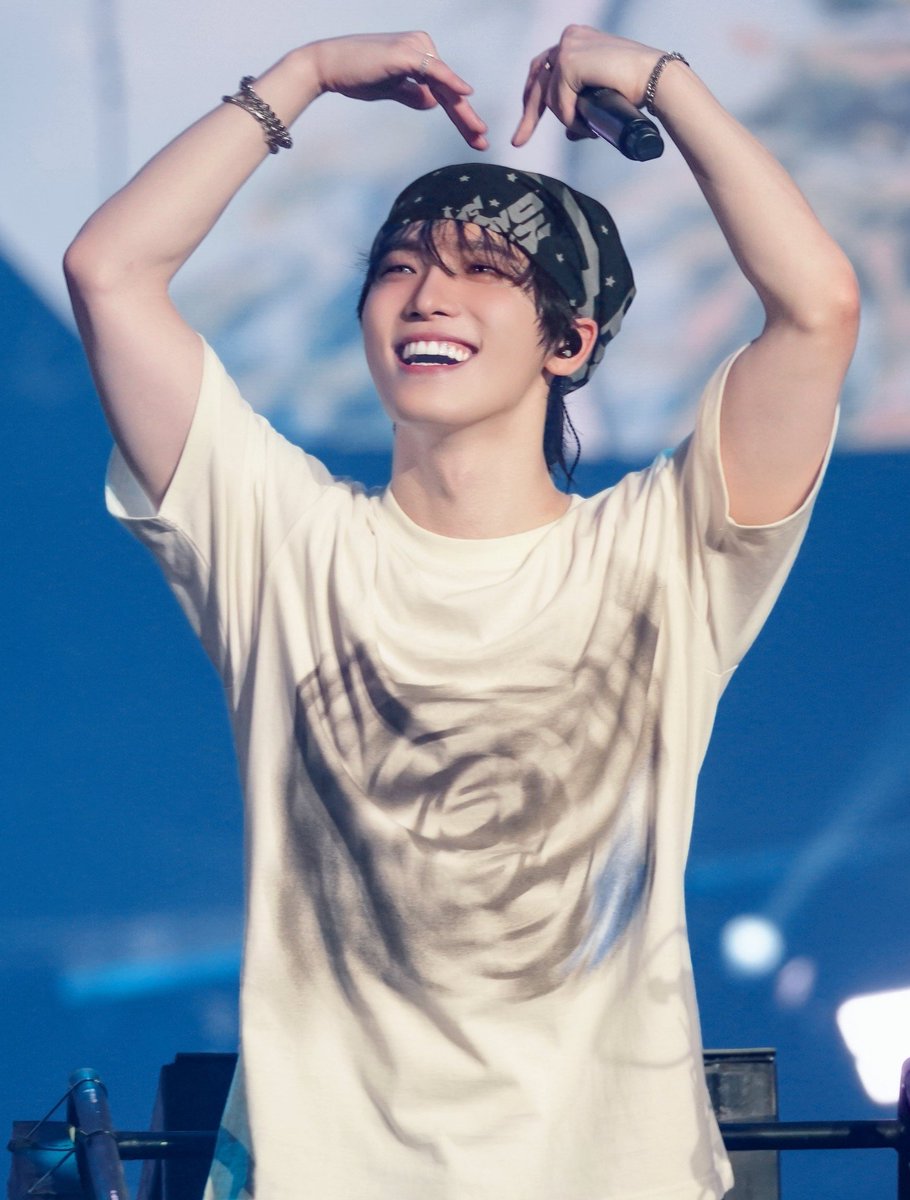 forwonwoochan's tweet photo. never moving on from wonchan 🫶🏻 https://t.co/iCdEskccRS