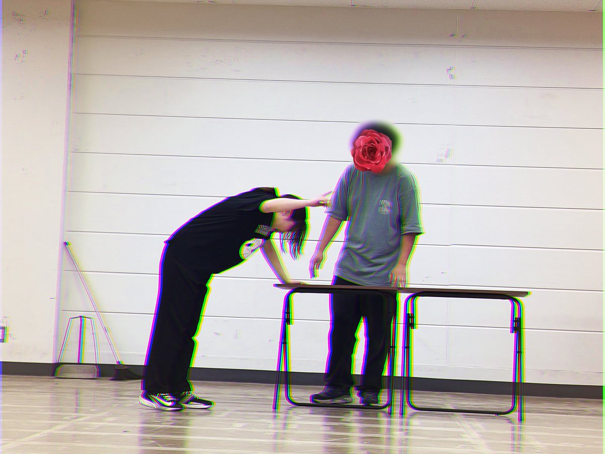 geki_mura's tweet photo. 本日、稽古日でした！
今日も下鴨劇場の方々と合同稽古をおこないました
まだまだ暑さが続く中ですが、本番に向けて頑張っています！ https://t.co/CXJQ5udwqN