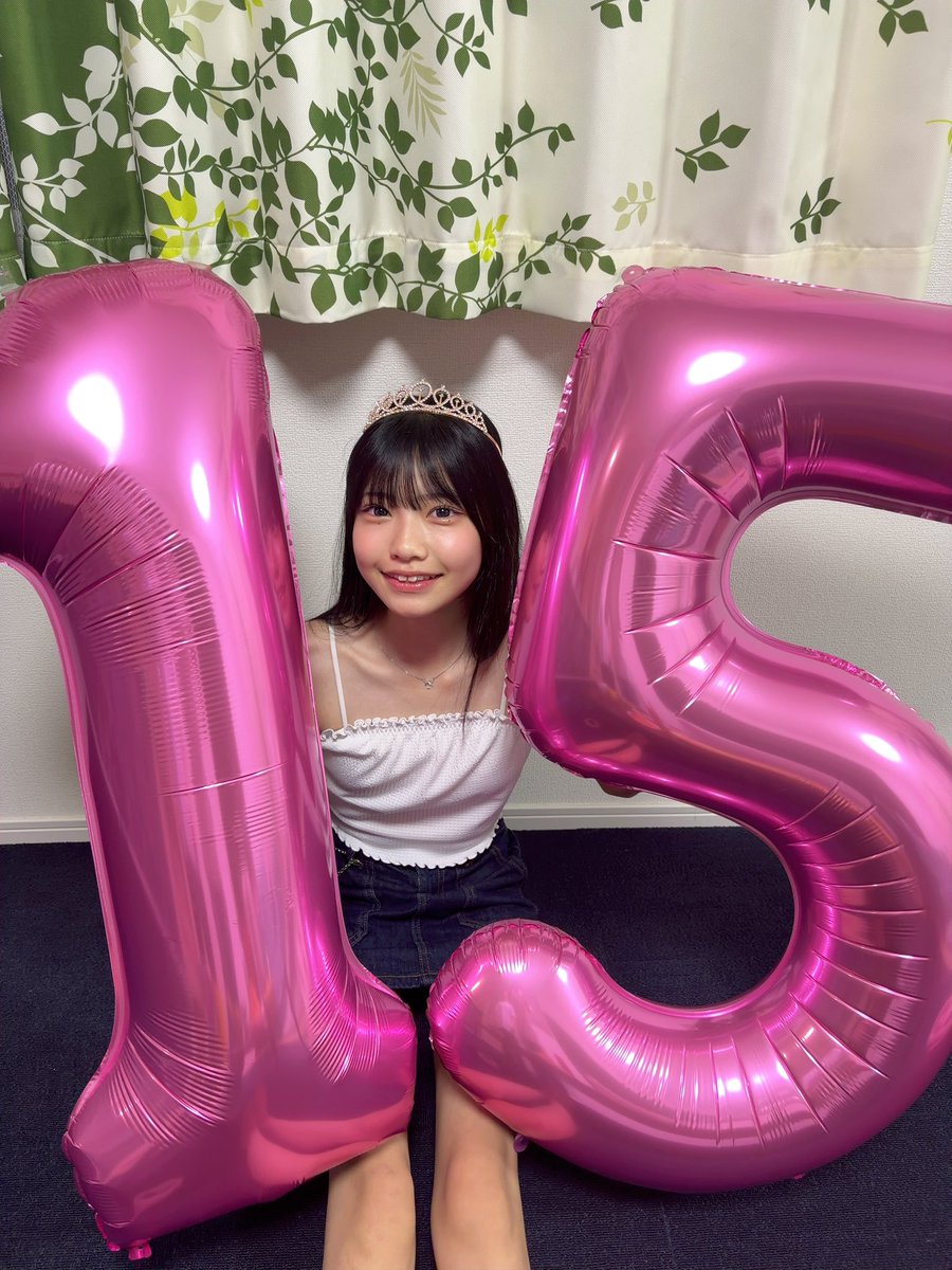 canon_824's tweet photo. こんきゃの🍙❤️‍🔥
𝑴𝒀 𝐁𝐈𝐑𝐓𝐇𝐃𝐀𝐘🎉15歳になったよー⭐️
妹とカラオケも行けたり友達からのサプライズも🎁最高の誕生日❤️
皆さんからのお祝いコメントもめっちゃ嬉しいです🩷
 #きゃのん🍙❤️‍🔥  #誕生日  #フォローお願いします  #おすすめ  #サプライズ https://t.co/hXDuDHENJN