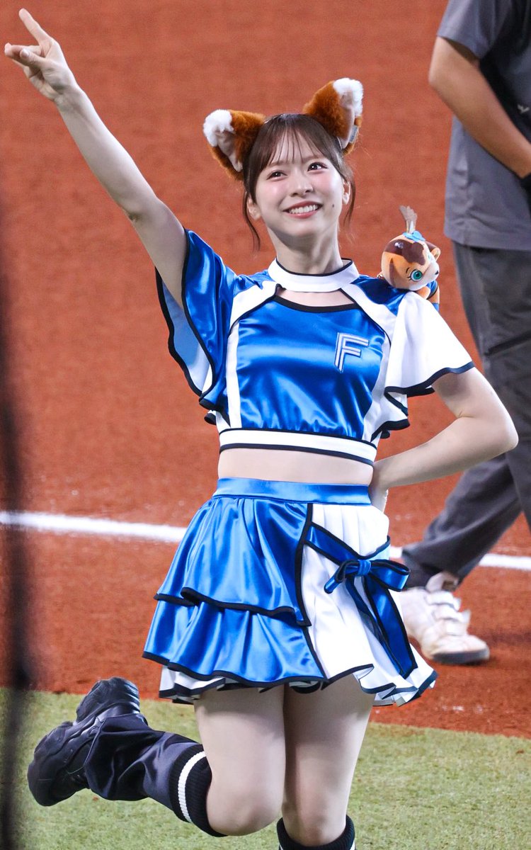 Toki__Kanenari's tweet photo. 260820
北海道日本ハムファイターズ
DOMIれ！エスコンフィールドタワー 頂上決戦

🦊

#AKB48
#倉野尾成美
#lovefighters https://t.co/2qXMfLcERS