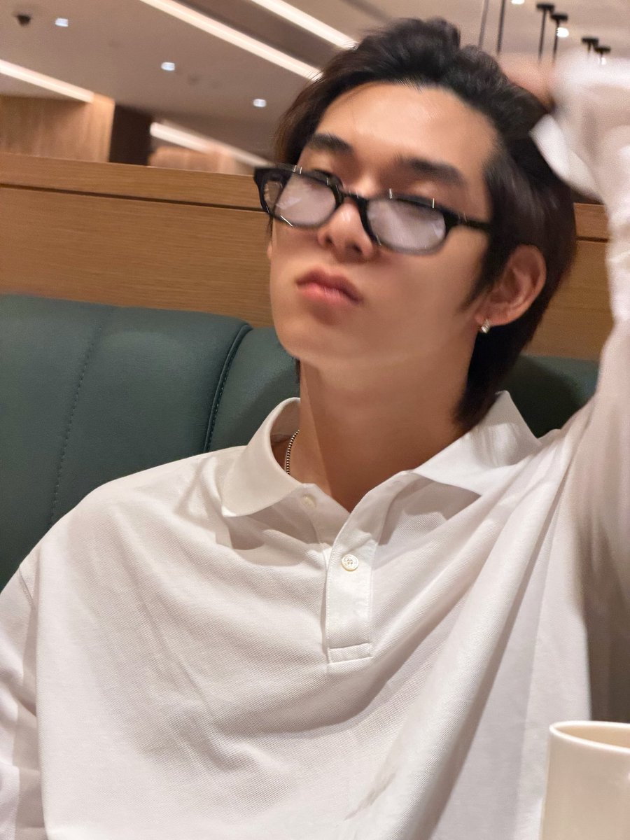 teeteebaipor's tweet photo. เคมีอะไรเนี่ย โคตรดี เฮียตี๋หมวยป๋อมาก 🥺 https://t.co/4T2KFttZmw