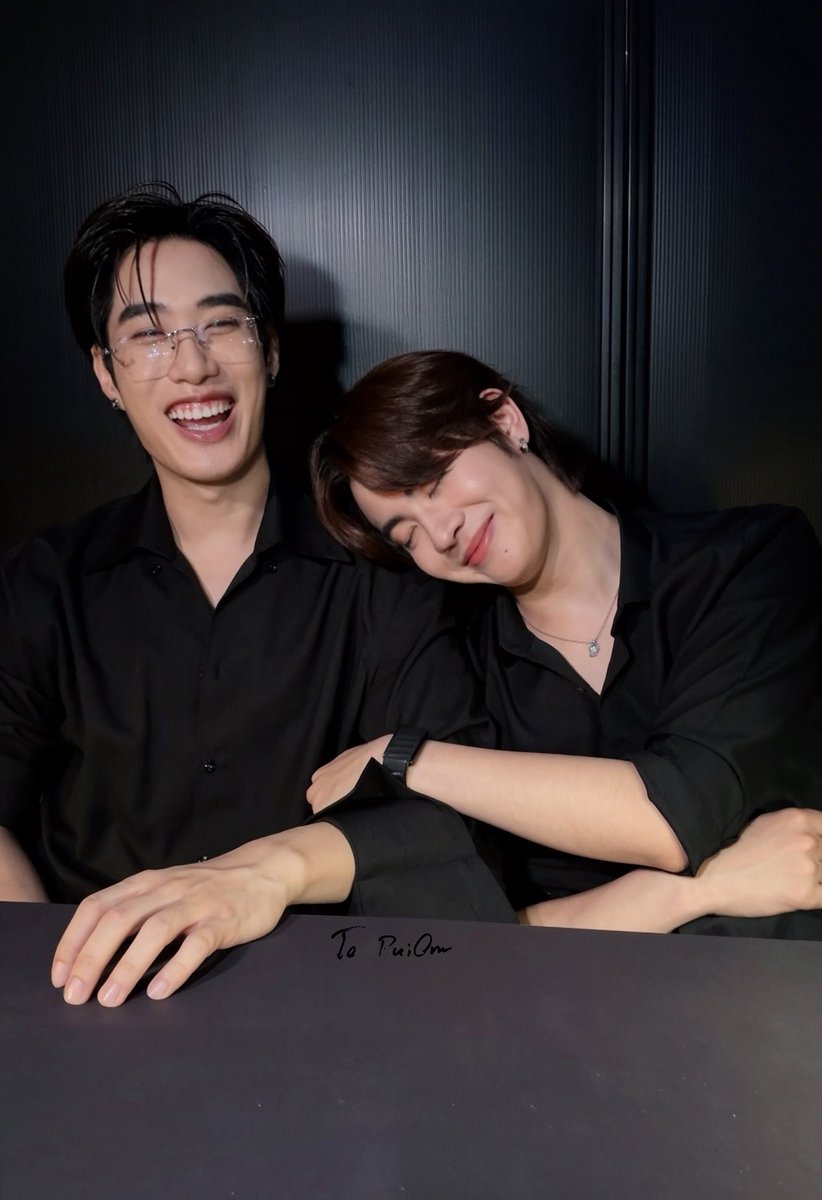 venezaa's tweet photo. แจกรูปคู่รักที่คบกัน  1 วัน 👉🏼 2 ปี 👉🏼 10 ปี 💕💞💓💗🩷

#TleFirstone #เติ้ลเฟิร์สวัน https://t.co/xf1MHlUQyw
